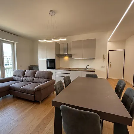 Design & Style Con 3 E 2 Bagni Apartman *
